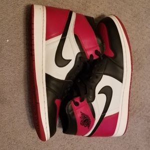 Jordan 1 bred toes